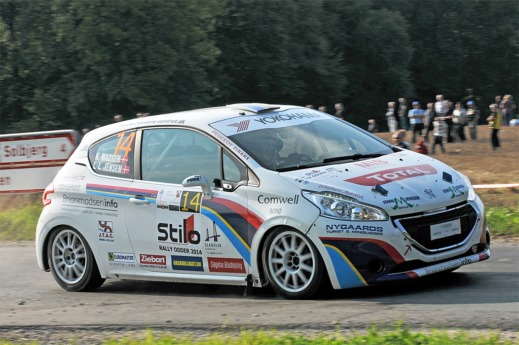 Kim Madsen og Line Lykke Jensen stiller for første gang op i et DM-rally som forsvarende Danmarksmestre
(Foto: rallypics.dk)